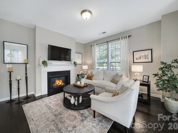 6658 Berewick Commons Pkwy, Charlotte, NC 28278