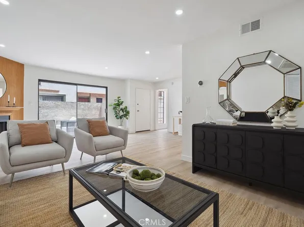 6101 Fulton Ave APT 8, Van Nuys, CA 91401