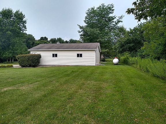 4th image of 8875 E B Ave