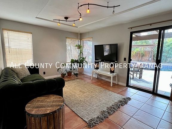 4th image of 25487 Buckley Dr