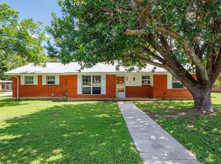 3900 Oakdale Dr, Brownwood, TX 76801