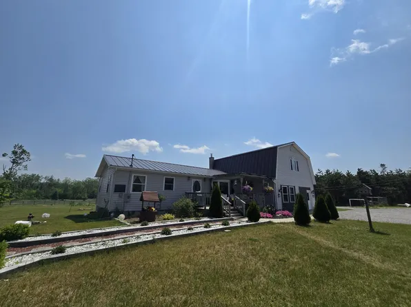 1300 N Perry Creek Rd, Mio, MI 48647