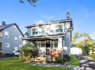 960 Rushleigh Rd, Cleveland Hts, OH 44121