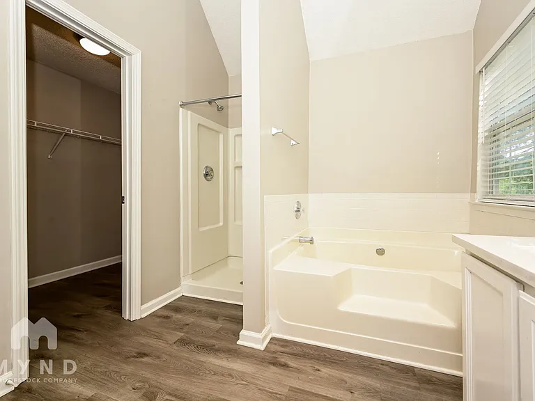 2238 Waters Run — Photo 14