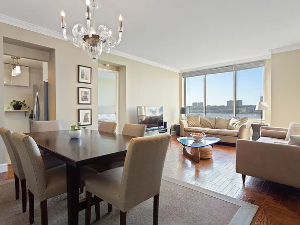 200 Riverside Blvd APT 12N, New York, NY 10069