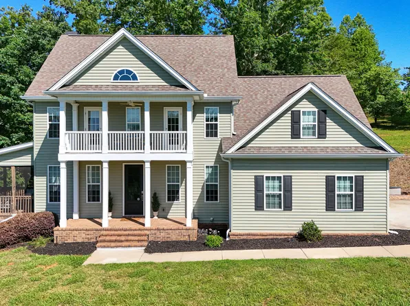 1917 Albert Reid Rd, Cleveland, GA 30528