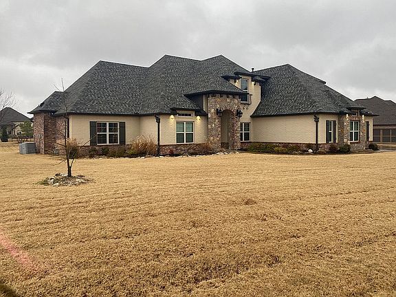 2nd image of 19100 E Twin Creeks Dr