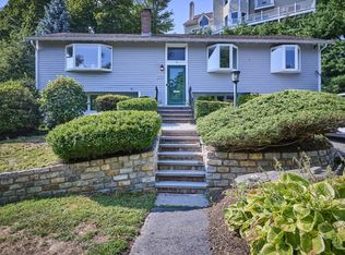 20 Kenrick Ter, Newton, MA 02458