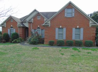 17 Eastridge Rd, Fayetteville, TN 37334