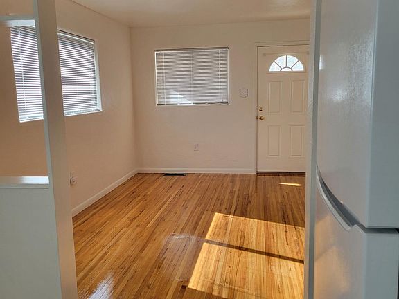 4th image of 4021 Thaxton Ave SE