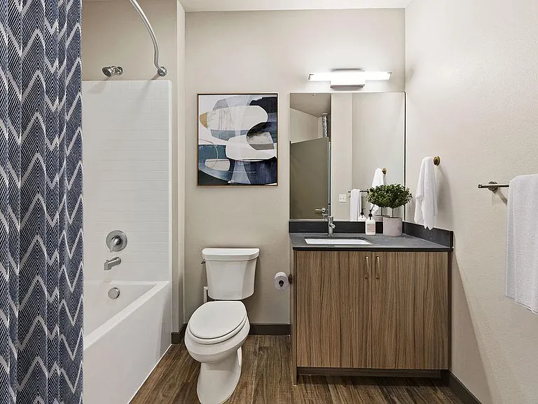 Edge Apartments — Photo 36
