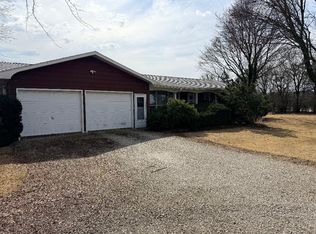 815 W Walnut St, Oglesby, IL 61348