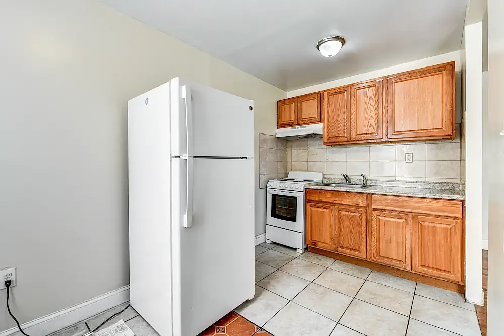 Waylin Manor Apartments — Photo 4