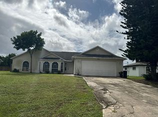 962 Buford St NW, Palm Bay, FL 32907
