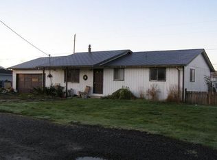 7430 Kominoth Rd, Tillamook, OR 97141