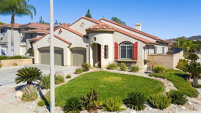 1st image of 23556 Hamlin Ct