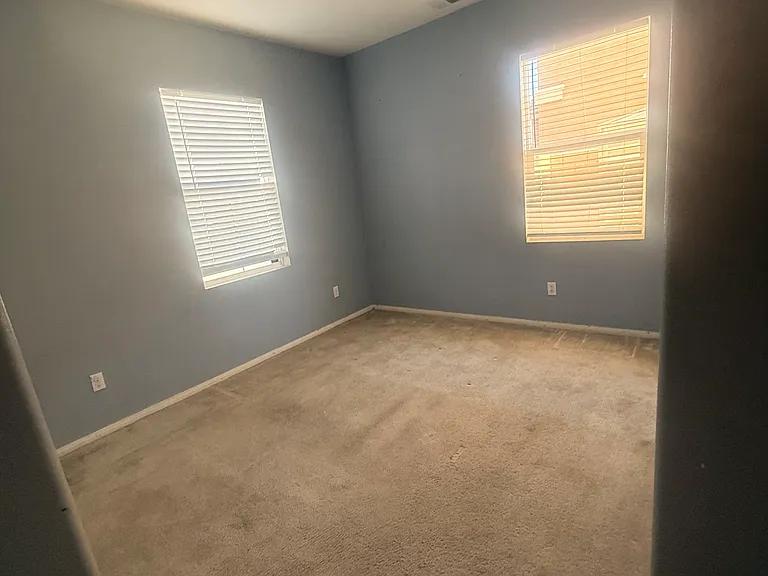 12992 Ivy Hill Ct — Photo 8