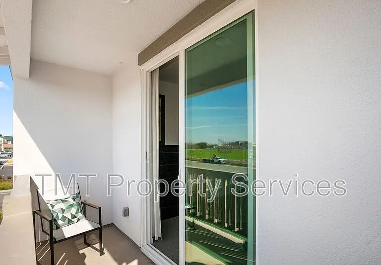 2957 Nimes Ln — Photo 35