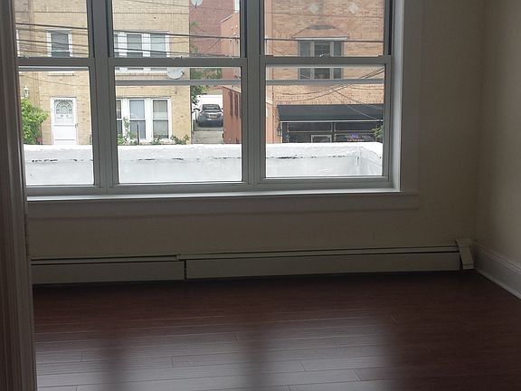 3rd image of 2314 Ditmars Blvd #2