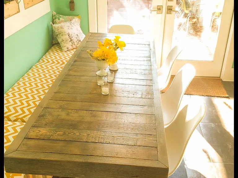 Sunroom/Dining Room