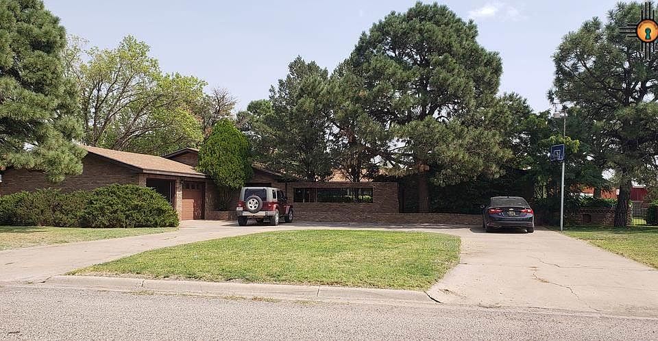 1st image of 1503 S Avenue A