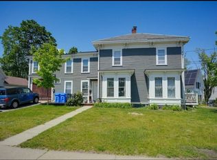 114 Central St #U3, Holliston, MA 01746