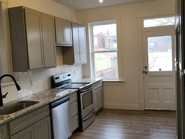2709 Accomac St #A — Photo 3