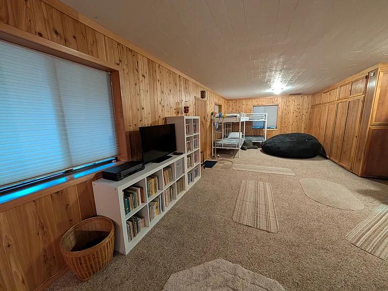 7312 E Evans Creek Rd — Photo 27