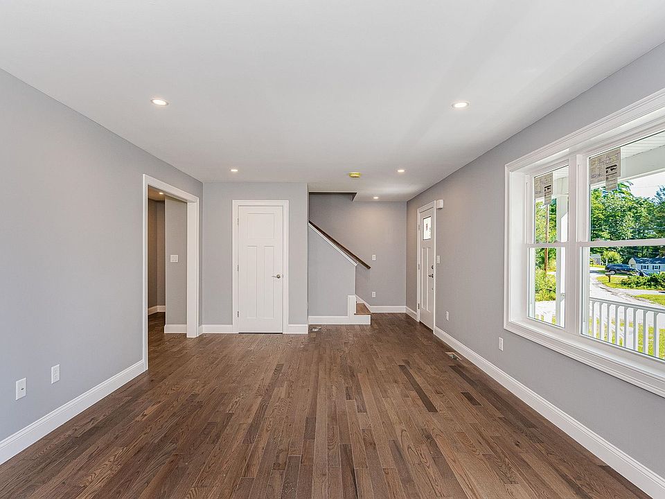 52 Hinds Ln Pelham NH Zillow