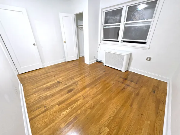 94-07 Alstyne Avenue image 14 of 19