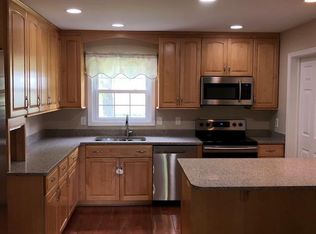 2113 Matthew Ln, Fredericksburg, VA 22405