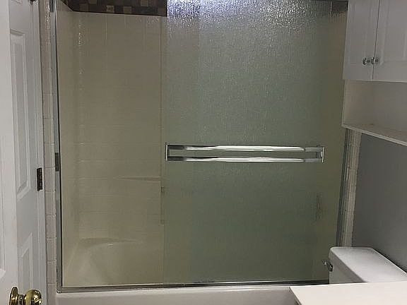 2nd image of 2604 Chambers Ave