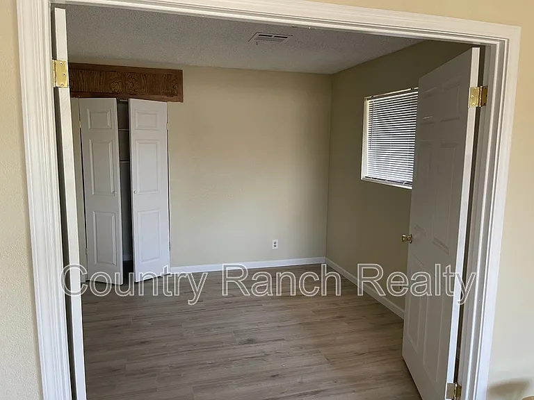 4274 S El Toro Dr — Photo 10