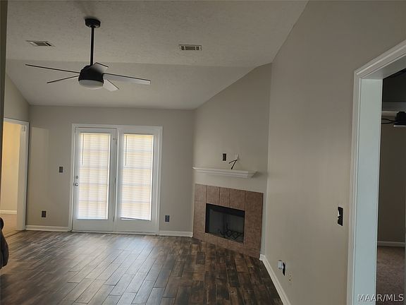 5th image of 2 Christy Ct