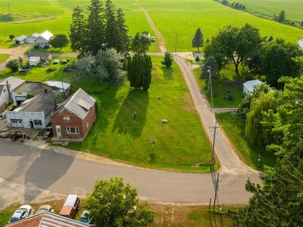 S957 County Road J, Mondovi, WI 54755