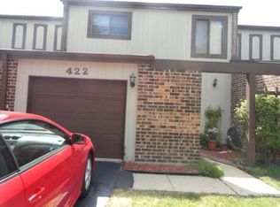 422 Ferne Dr, Wheeling, IL
