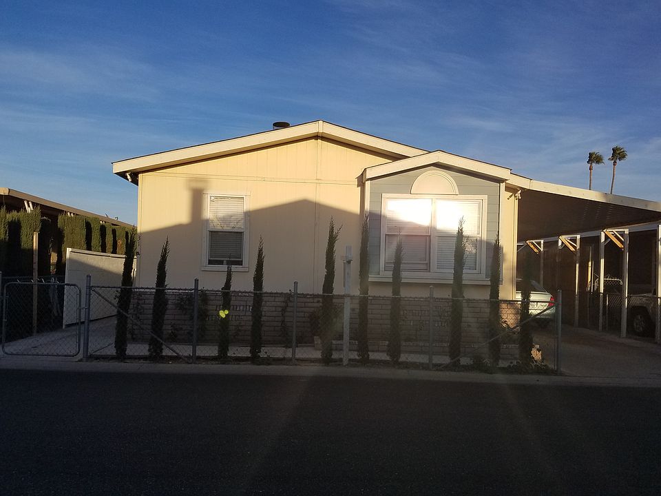 2nd image of 16860 Slover Ave Spc 31