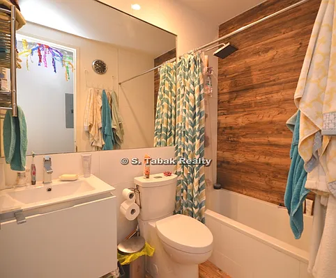 Rented by Sam Tabak | media 9