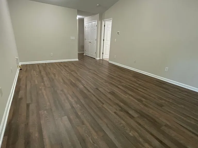 Meridian Park Apartments — Photo 57