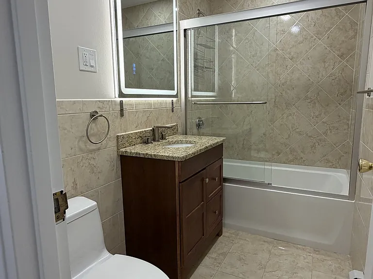 383 Langley Rd #11 — Photo 6