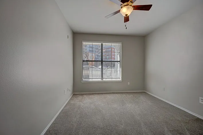 The Metro Apartments — Photo 21