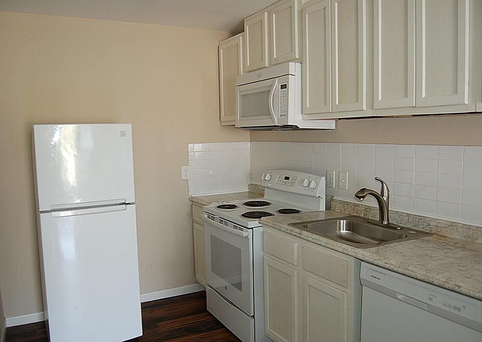 1st image of 5105 Sherman St APT 7