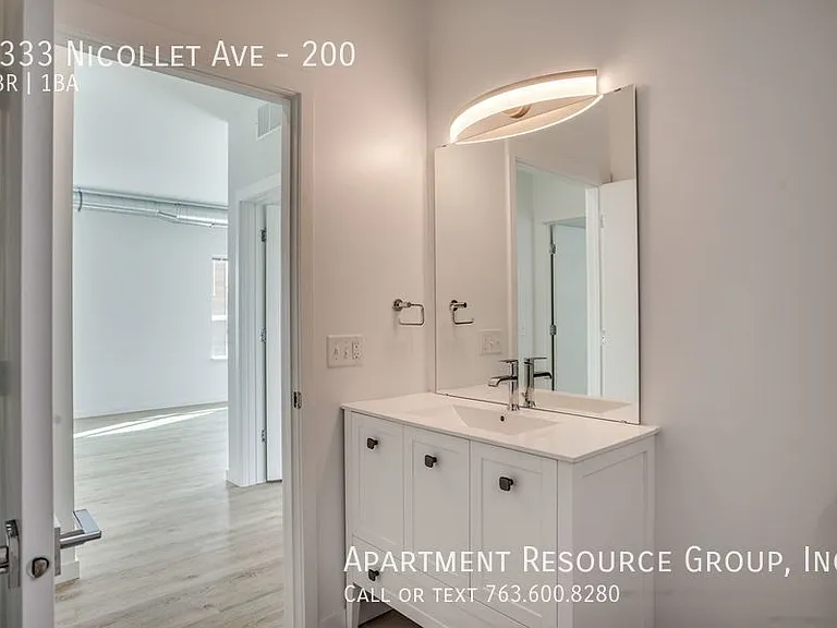 3333 Nicollet Ave S #200 — Photo 9