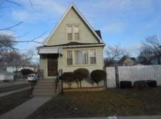 419 N 8th Ave, Maywood, IL 60153