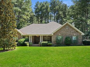 19 Cedarow, Hattiesburg, MS 39402