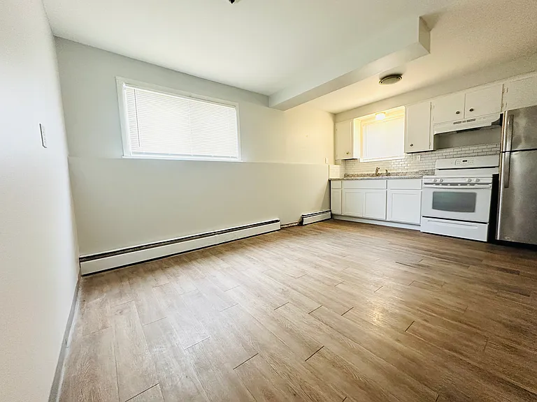 1720 32nd St SW #1720 — Photo 5