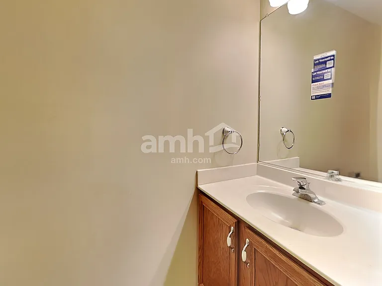 2707 Steamboat Cir — Photo 10