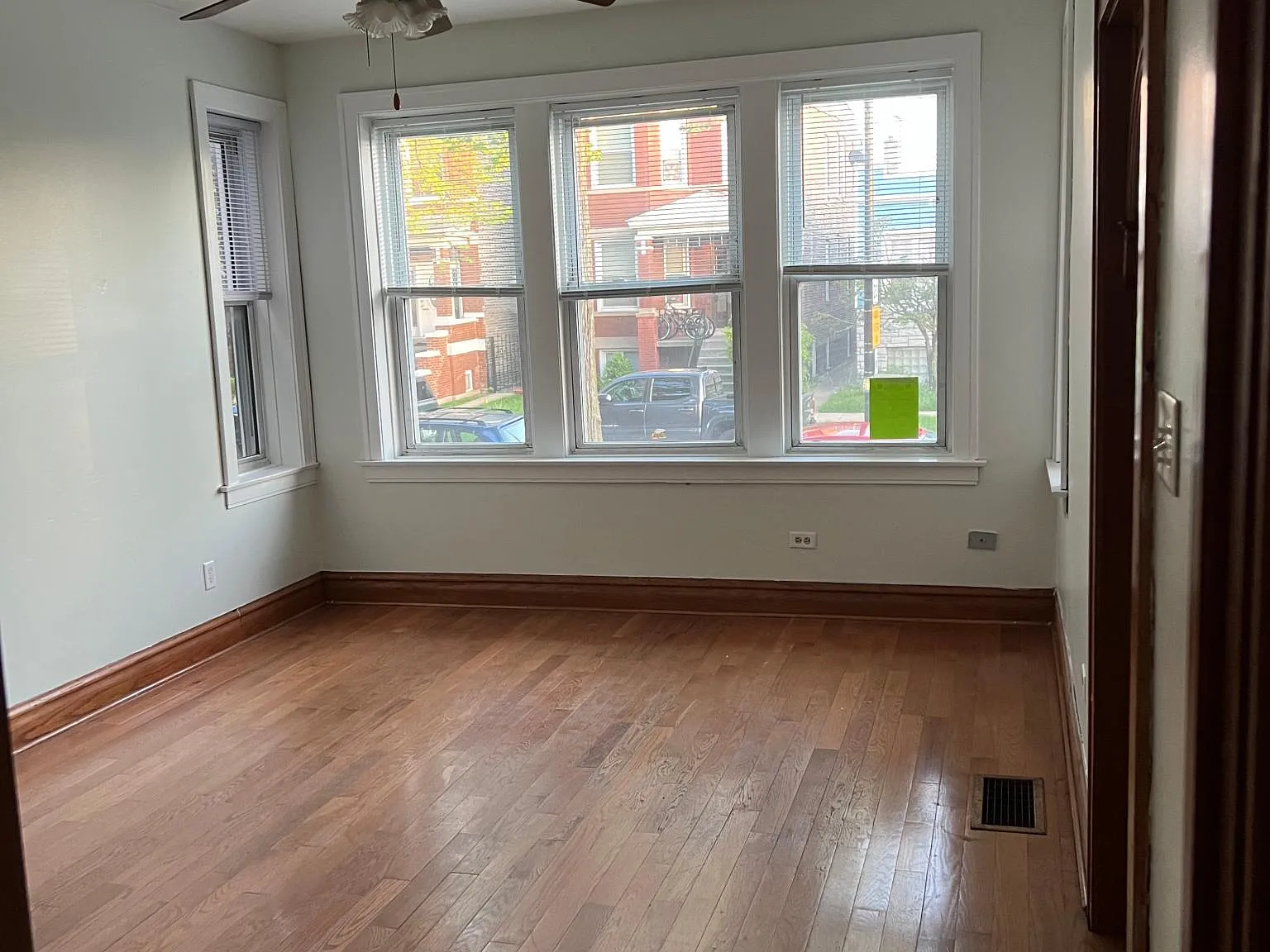 5436 W 24th Pl — Photo 3