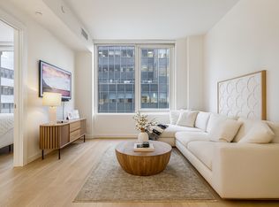 135 E 47th St #5G, New York, NY 10017