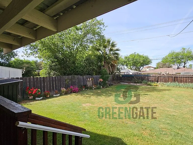 115 E Emerson Ave — Photo 34